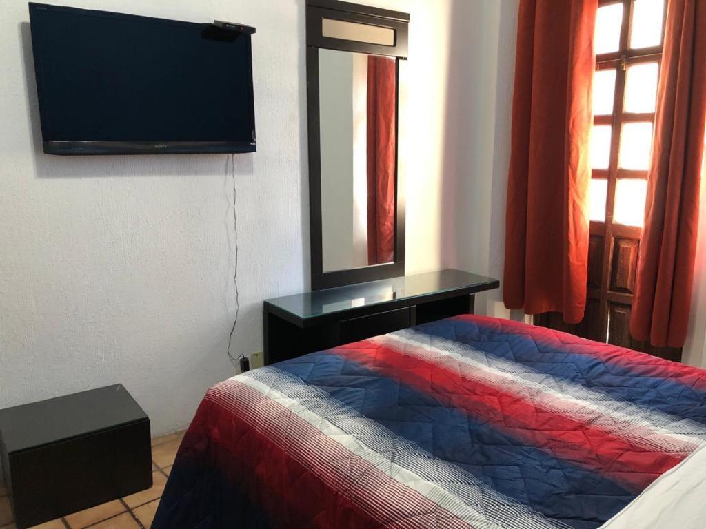Hostal De Los Reyes * Guadalajara