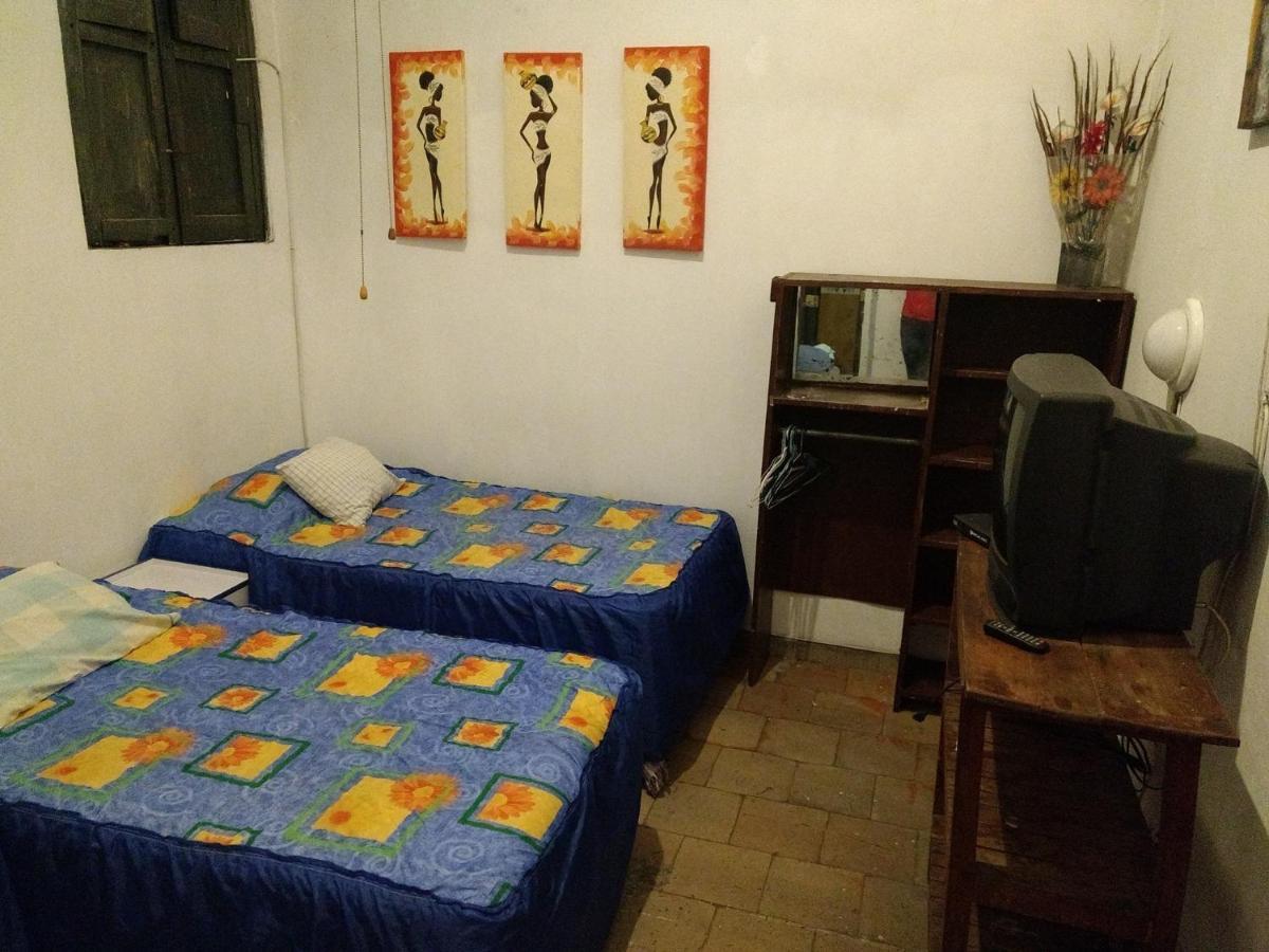 Casa De Huespedes Libertad Hostel *