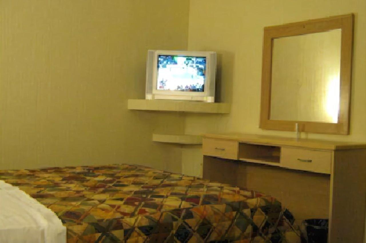 Hotel Castilla Y Leon