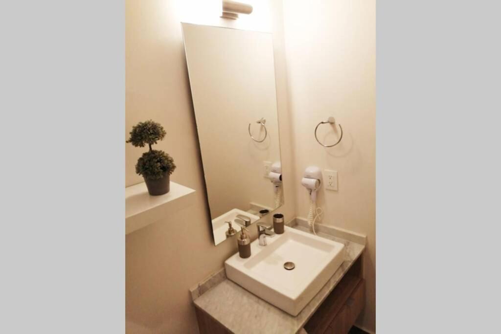 Apartment Hermoso Con Gym, Alberca, Billar, Confortable Y Acogedor Guadalajara