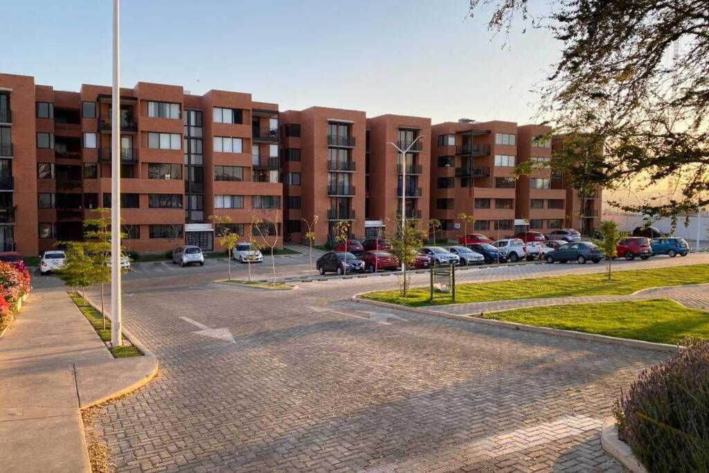 Departamento Nuevo Cerca Del Cuaad Y Zoologico. * Guadalajara