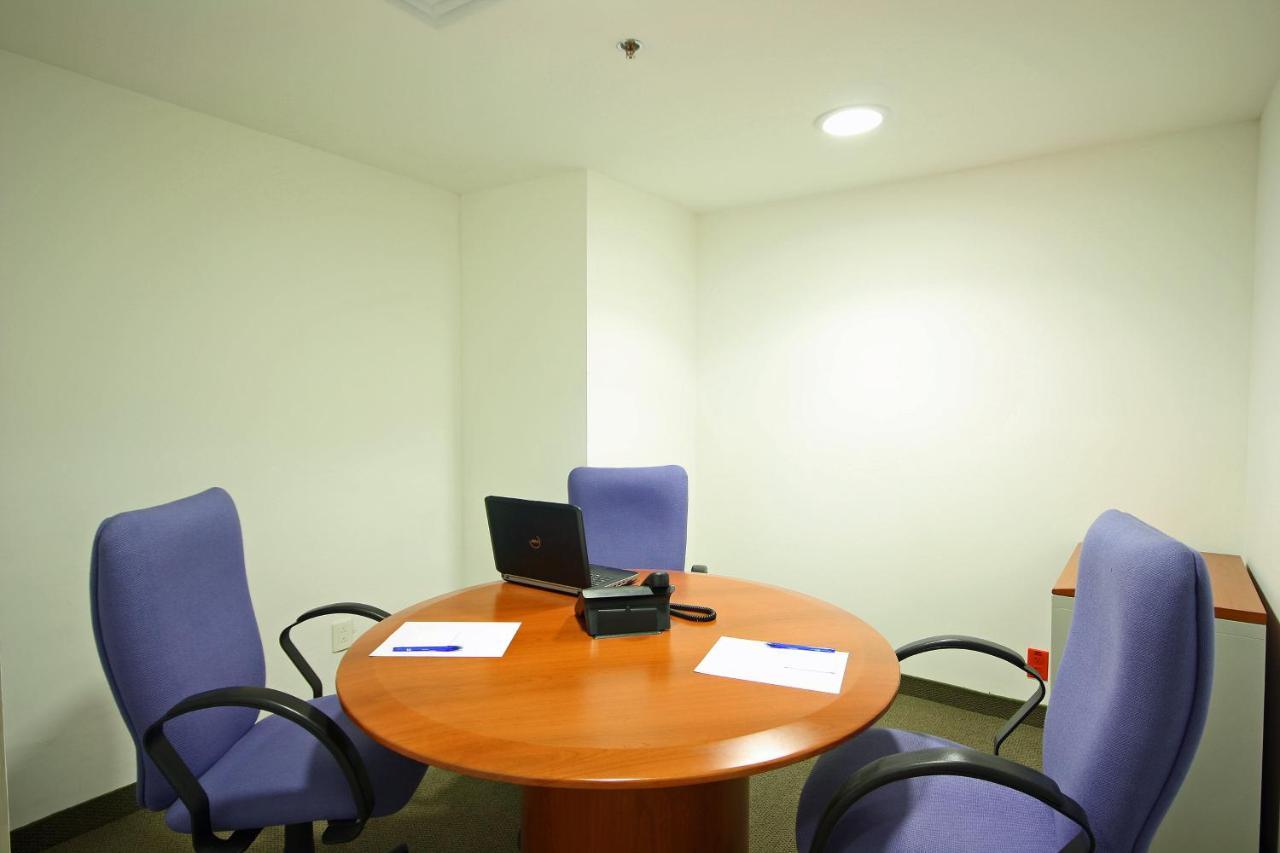 One Centro Historico Hotel 3*