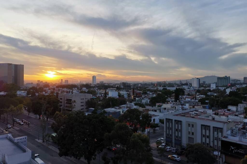 Departamento De Lujo Gdl Zona Minerva, Piso 8,excelente Vista Apartment *