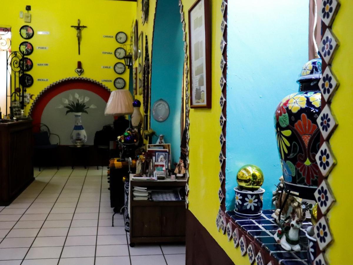 Guest house Hostel Casa Zalaoui Guadalajara