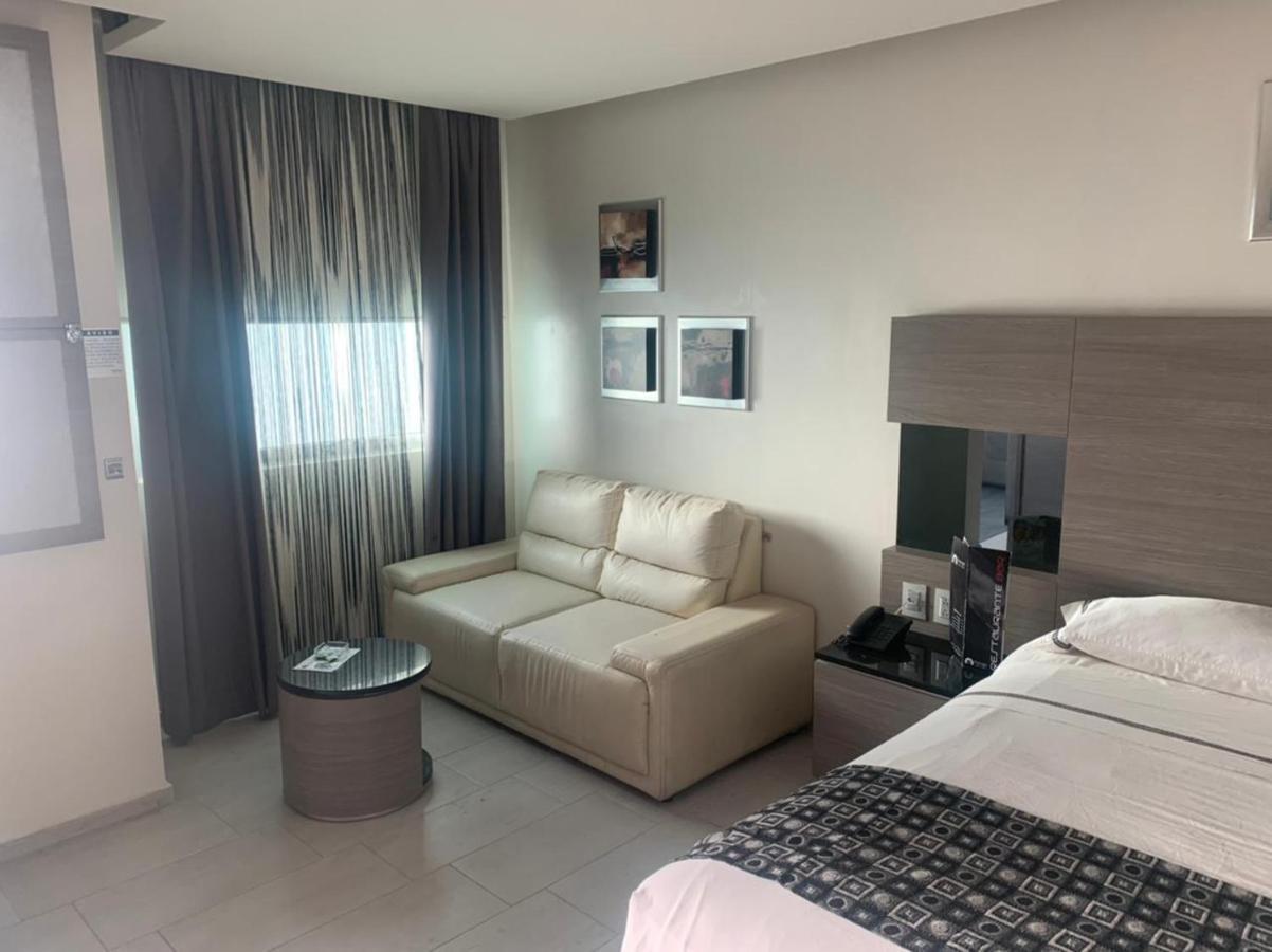 Motel Pedregal *