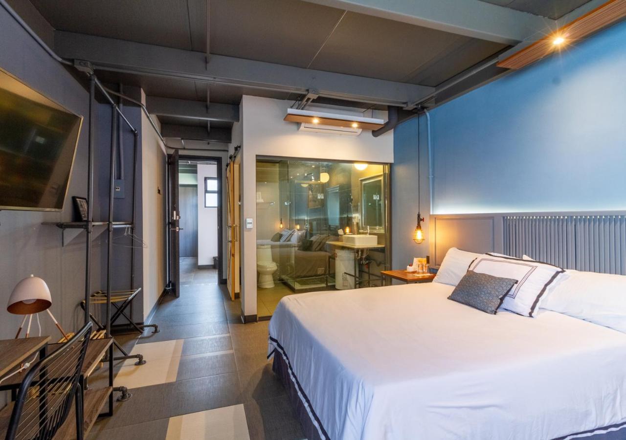 Aparthotel The Yellow By Dot Boutique