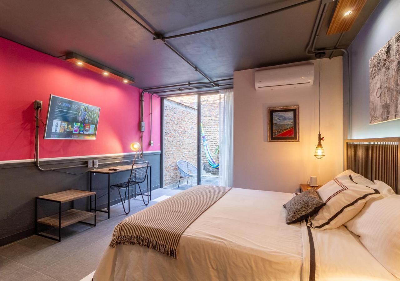Aparthotel The Yellow By Dot Boutique *