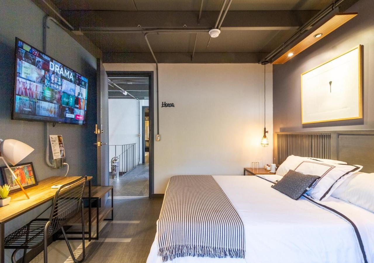 Aparthotel The Yellow By Dot Boutique