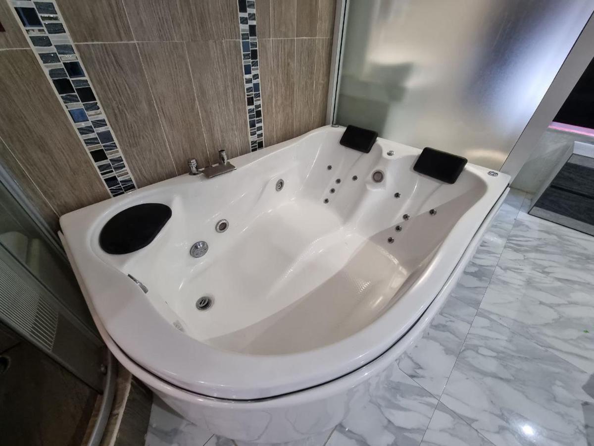 Casa de hóspedes Loft 1 con Jacuzzi muy cómodo *
