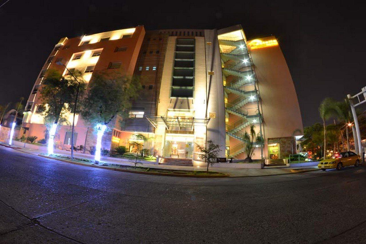 Hostalia Expo & Business Class Hotel 4*