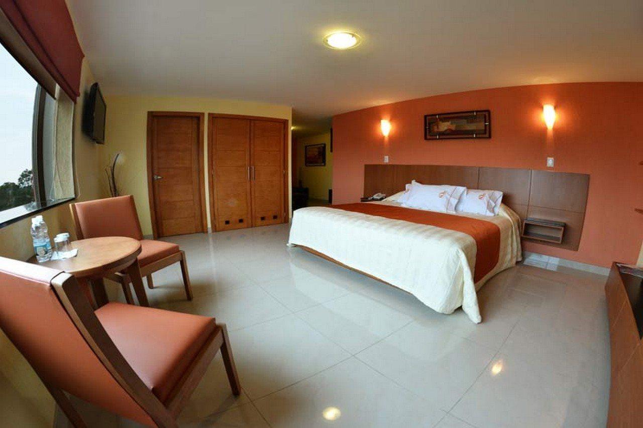 Hostalia Expo & Business Class