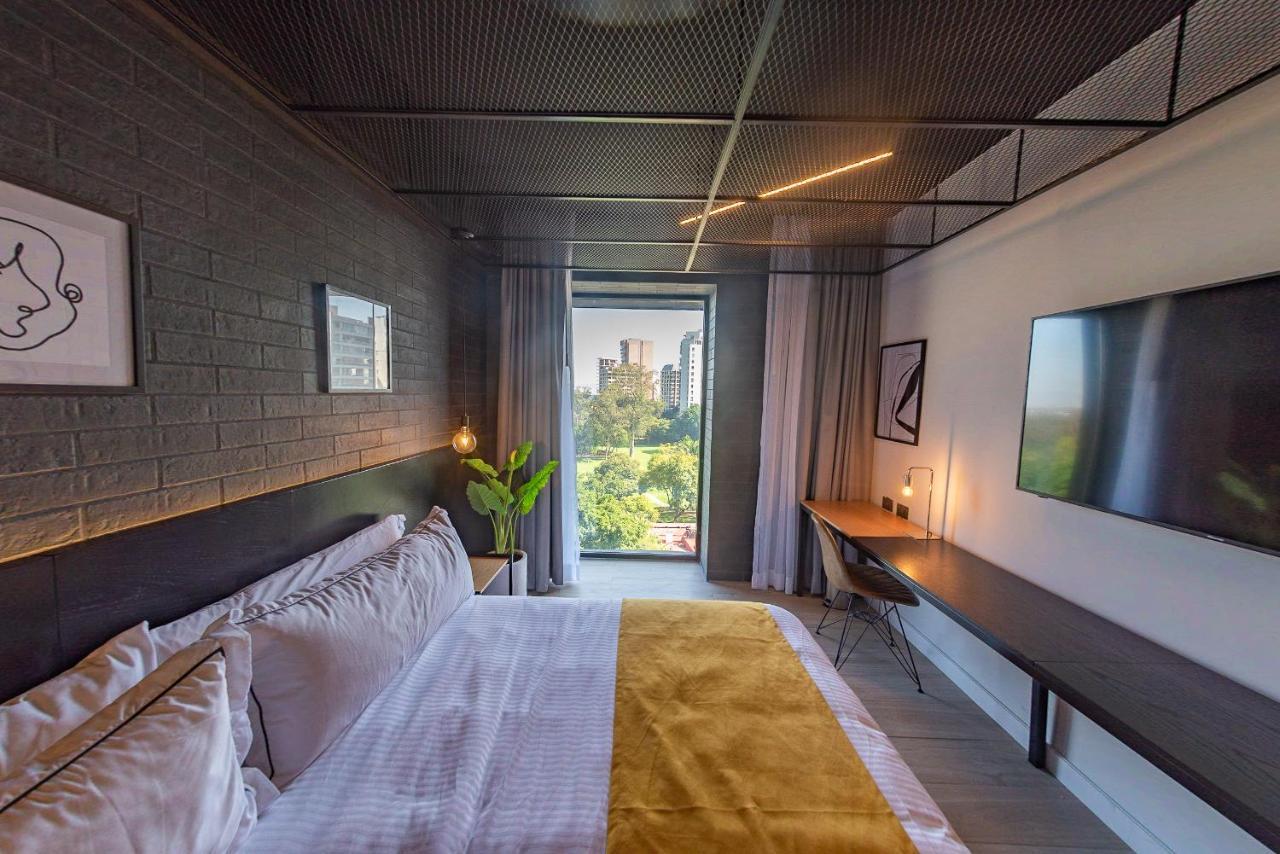 Fulton Business Luxury Hotel