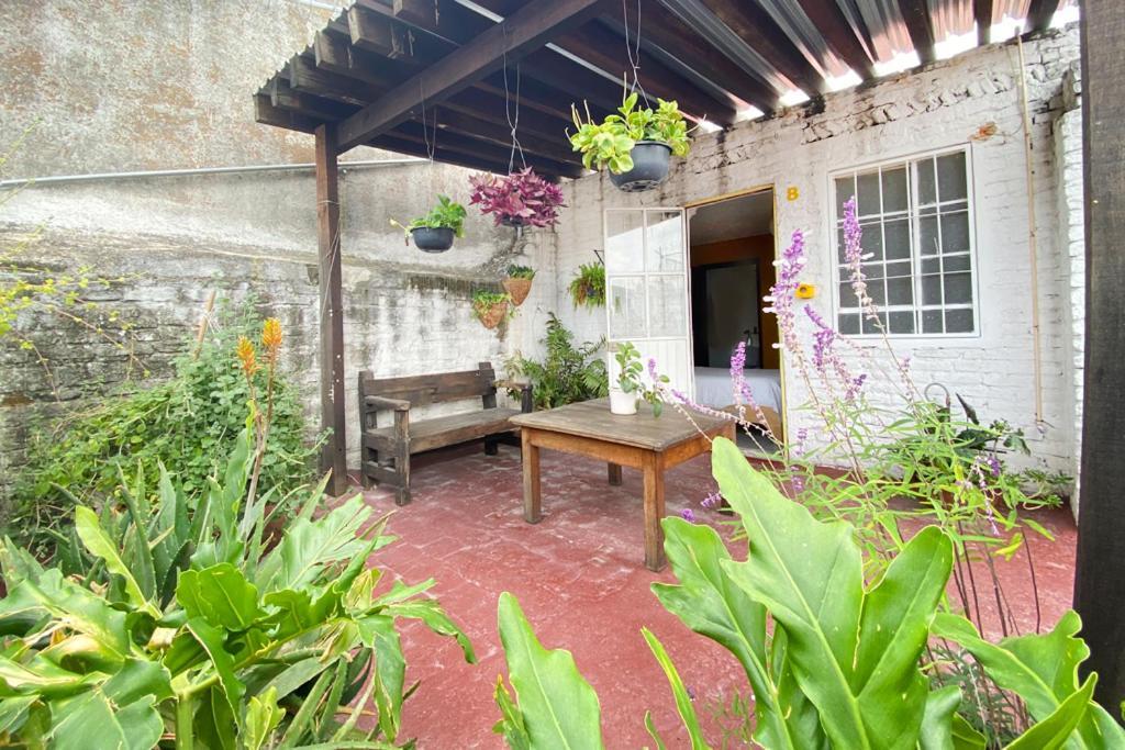 Casa Canario Hostel *