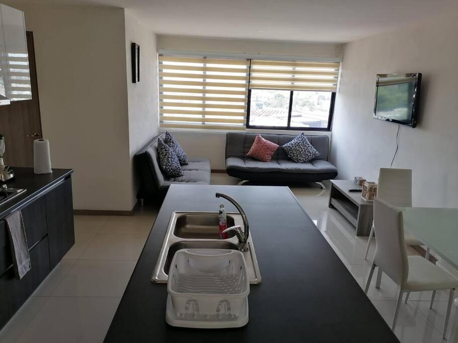 Amazing Atemajac Del Valle Apart 2parking/2br/2ba Apartamento