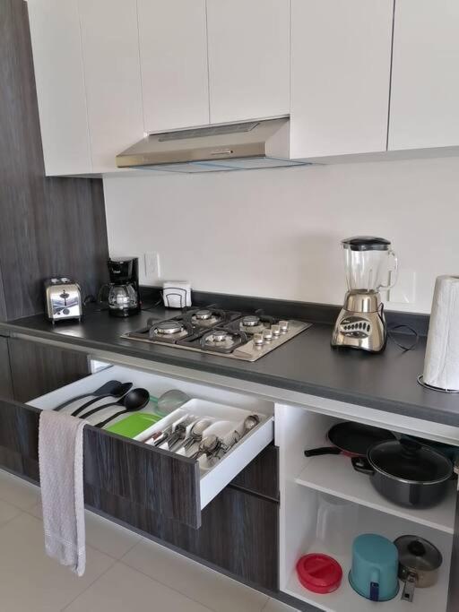 Apartamento Amazing Atemajac Del Valle Apart 2parking/2br/2ba Guadalajara