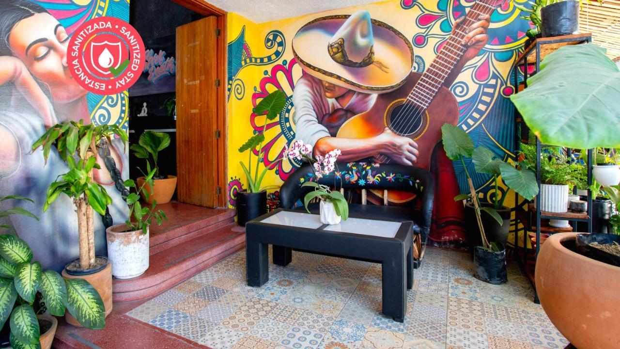 La Paz & Guest house Guadalajara