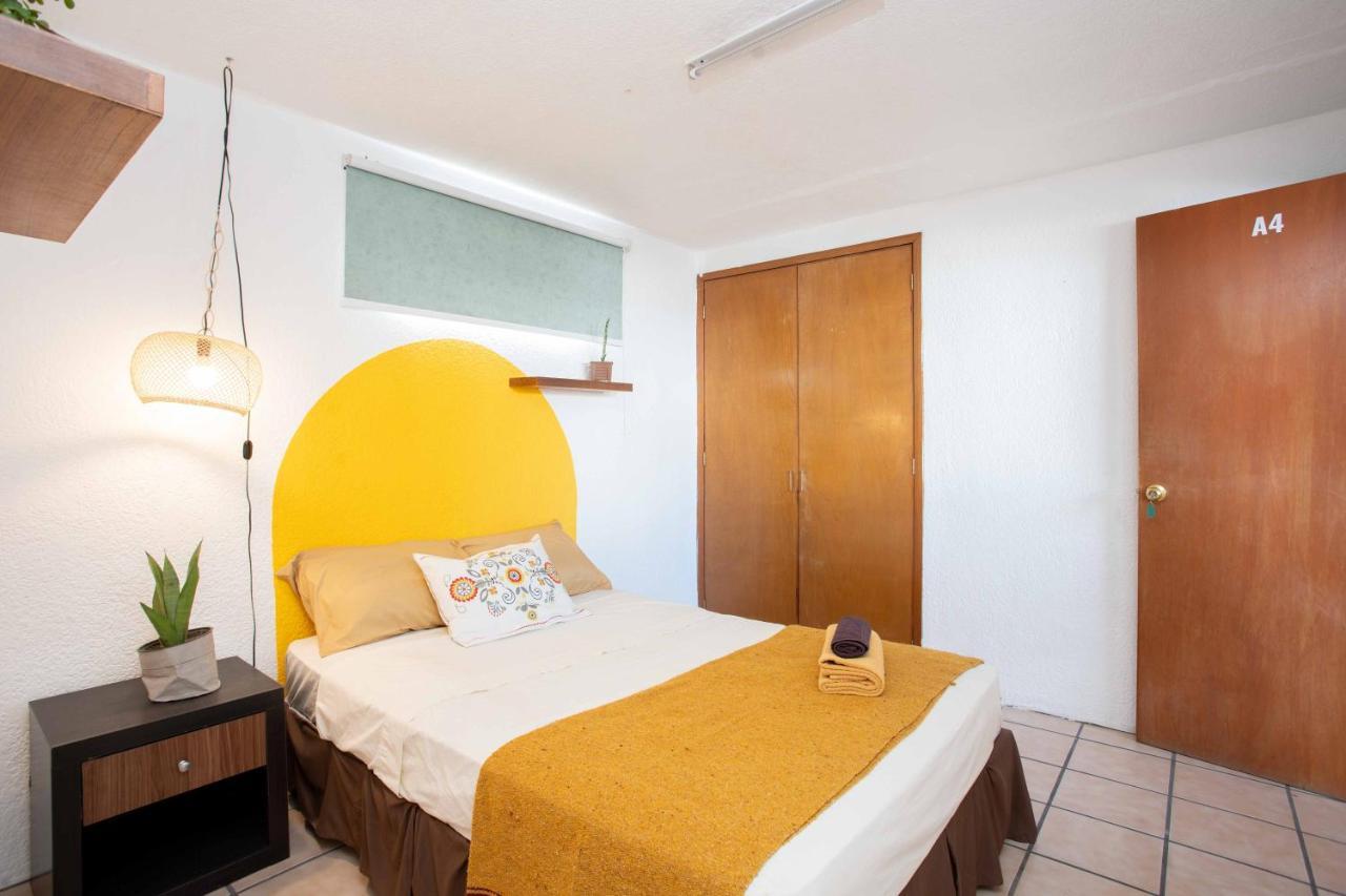 Guest house La Paz & *