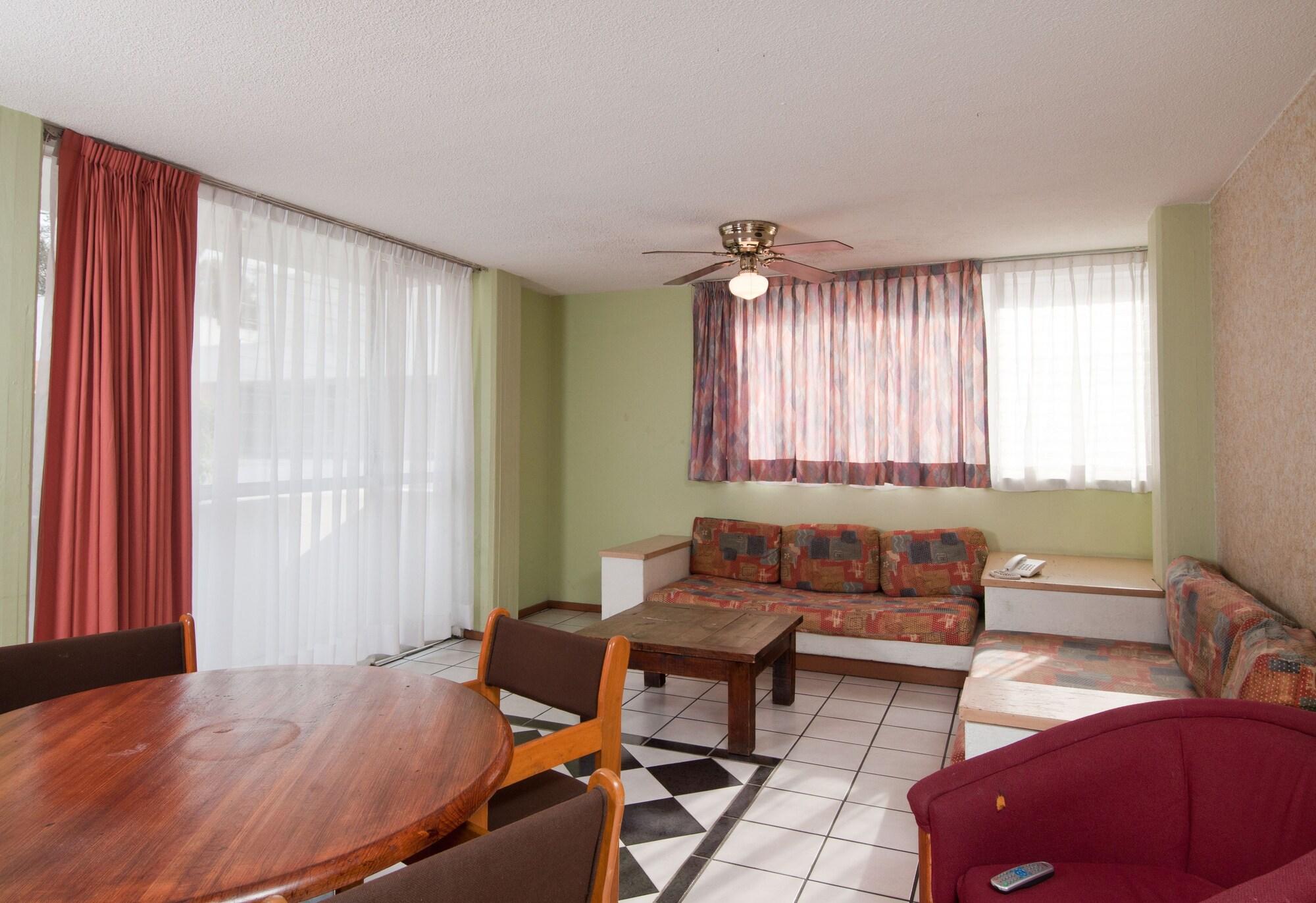 Futura Aparthotel Guadalajara