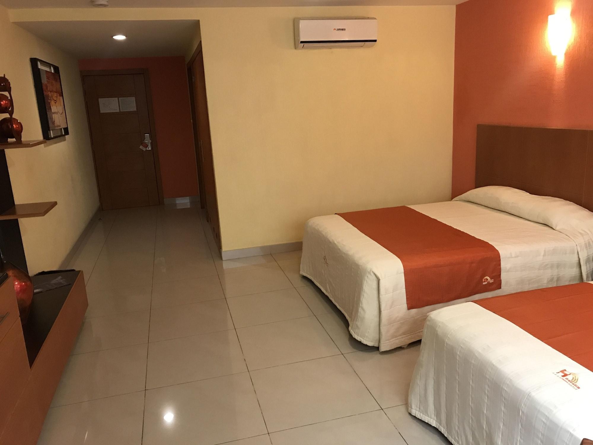 Hostalia Expo & Business Class Hotel