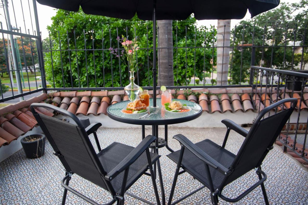 Boutique La Mansion *
