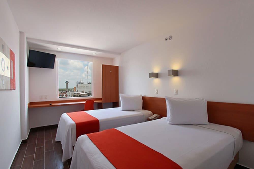 One Centro Historico Hotel Guadalajara