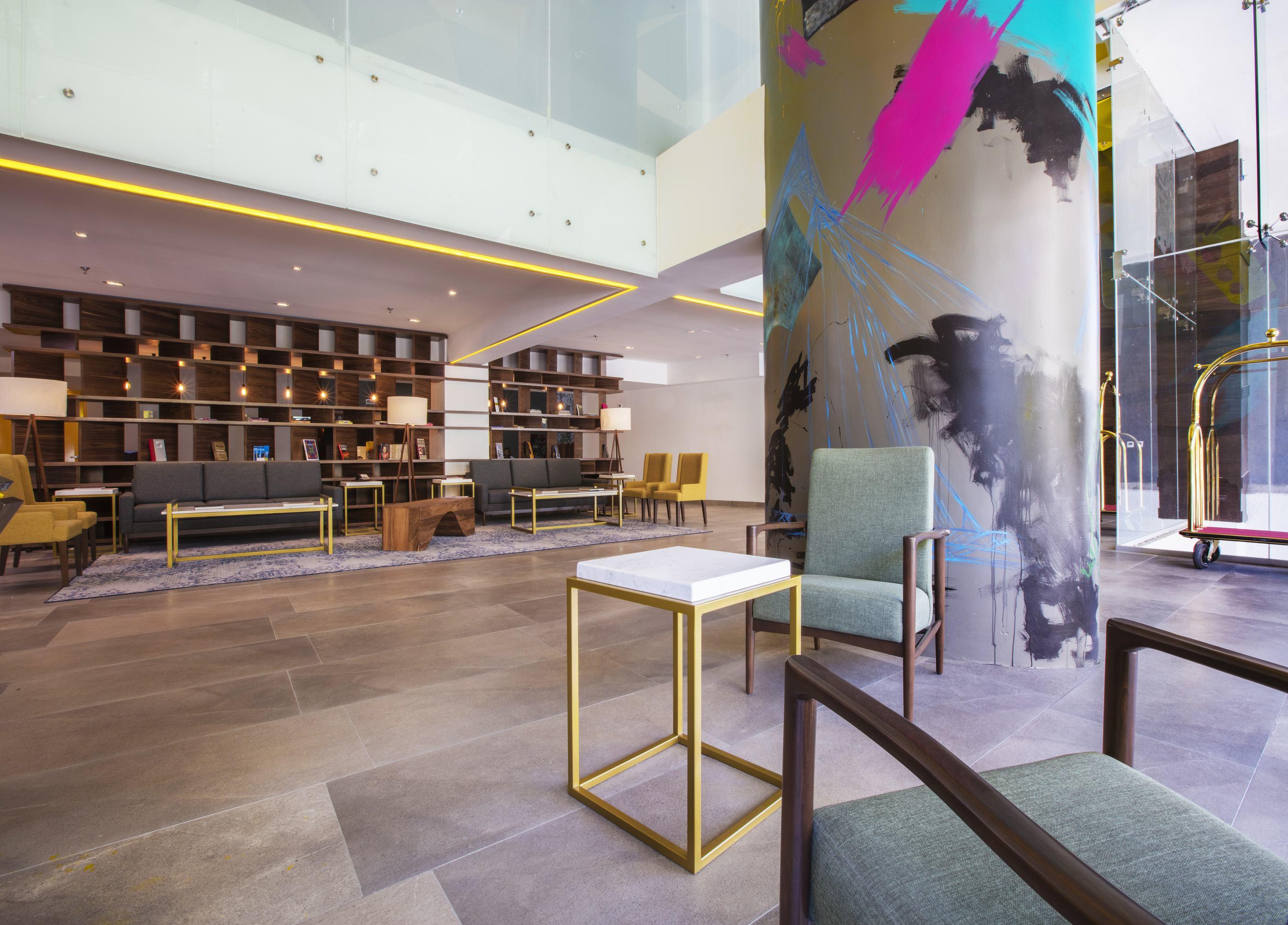 Hotel Krystal Urban 4*