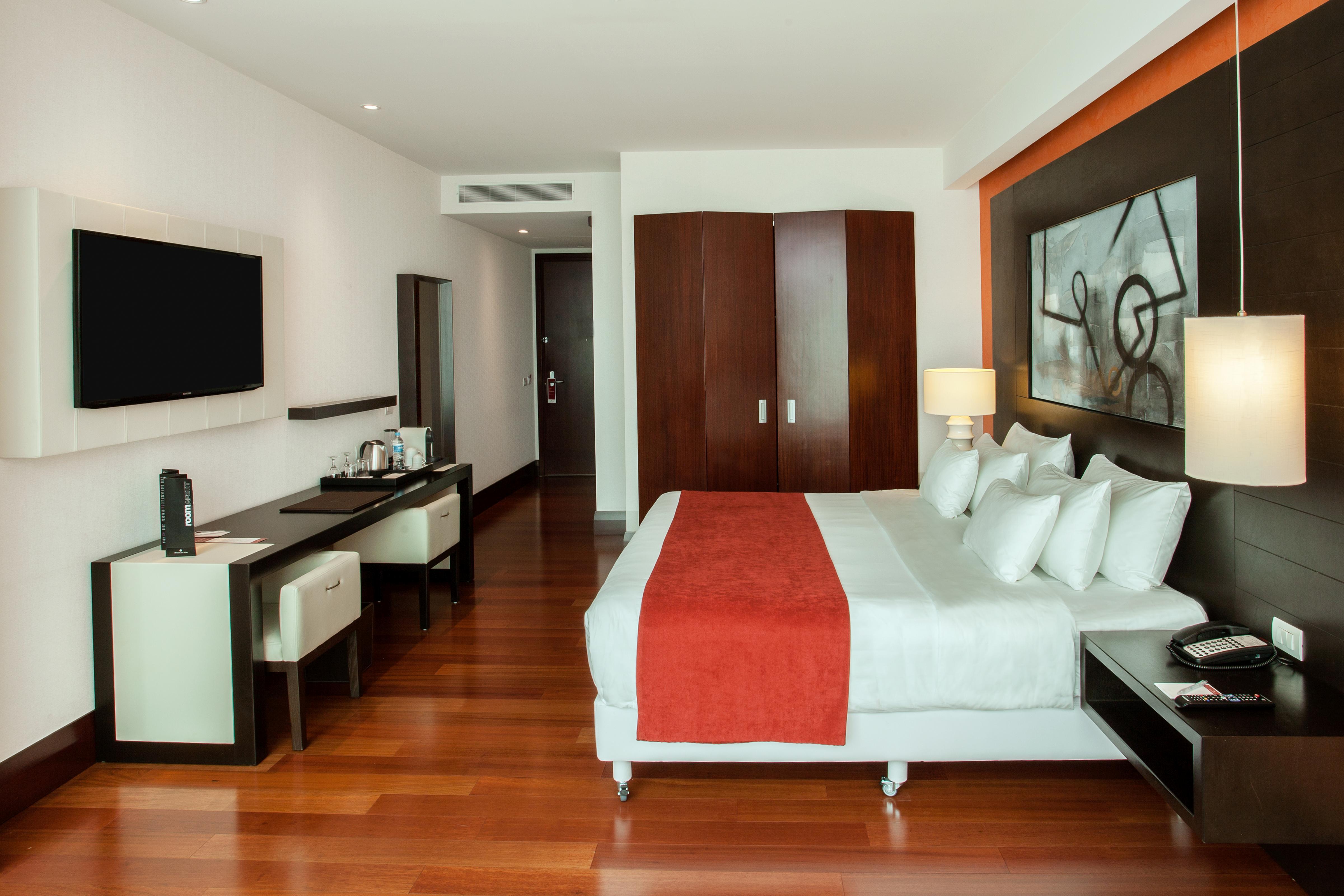 Nh Collection Providencia Hotel