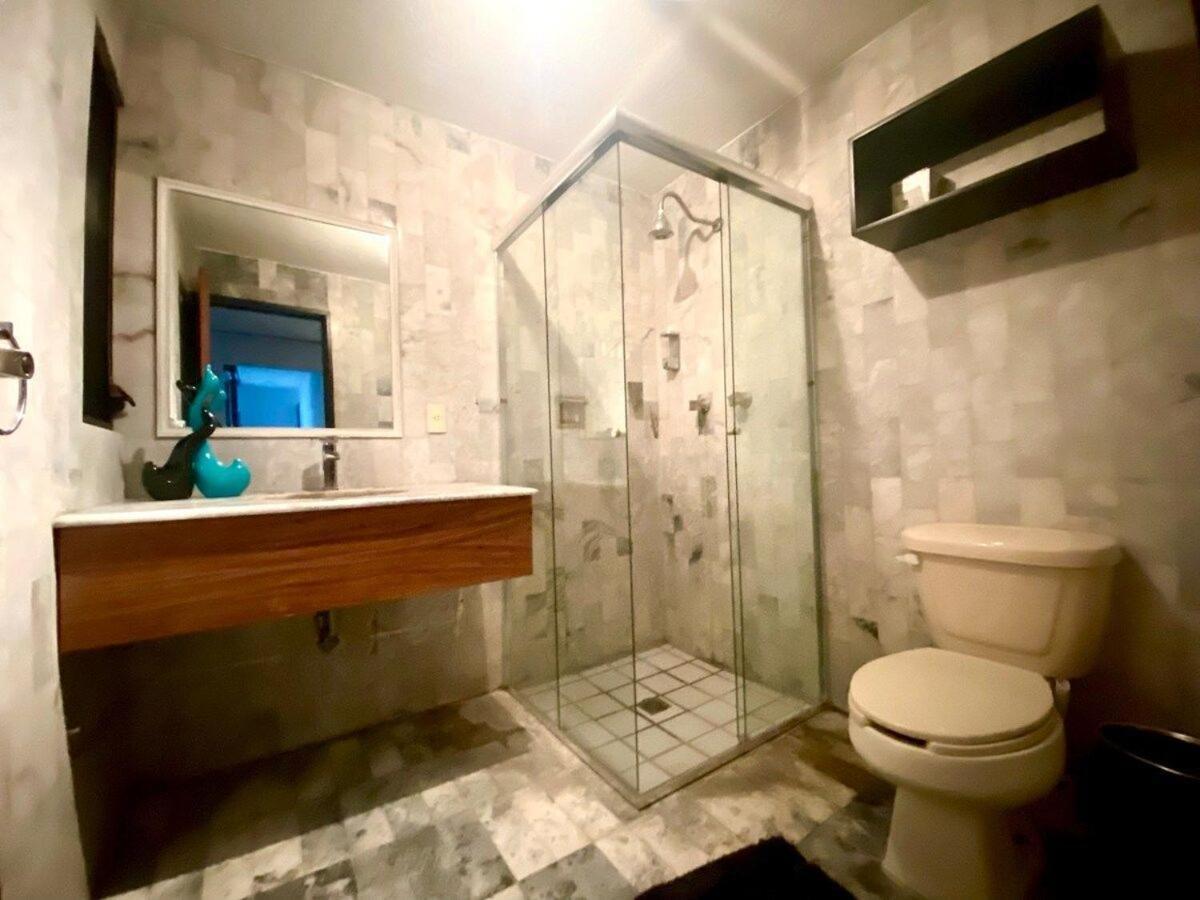 Enorme. Piso Completo 100% Zona Expo, Primer Piso Apartamento Guadalajara