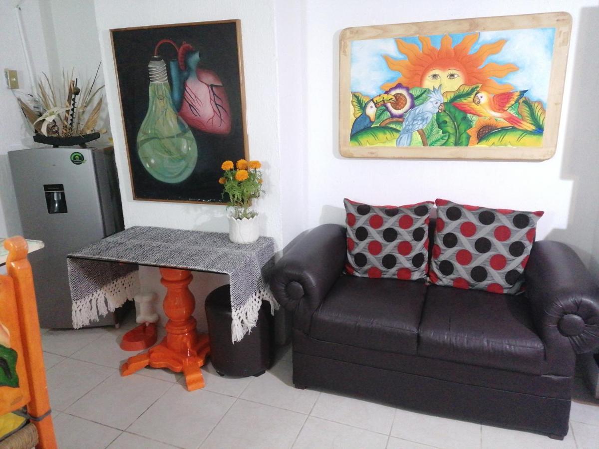 ¡confortable Y Privado! - Ubicado En Av. Principal Apartment