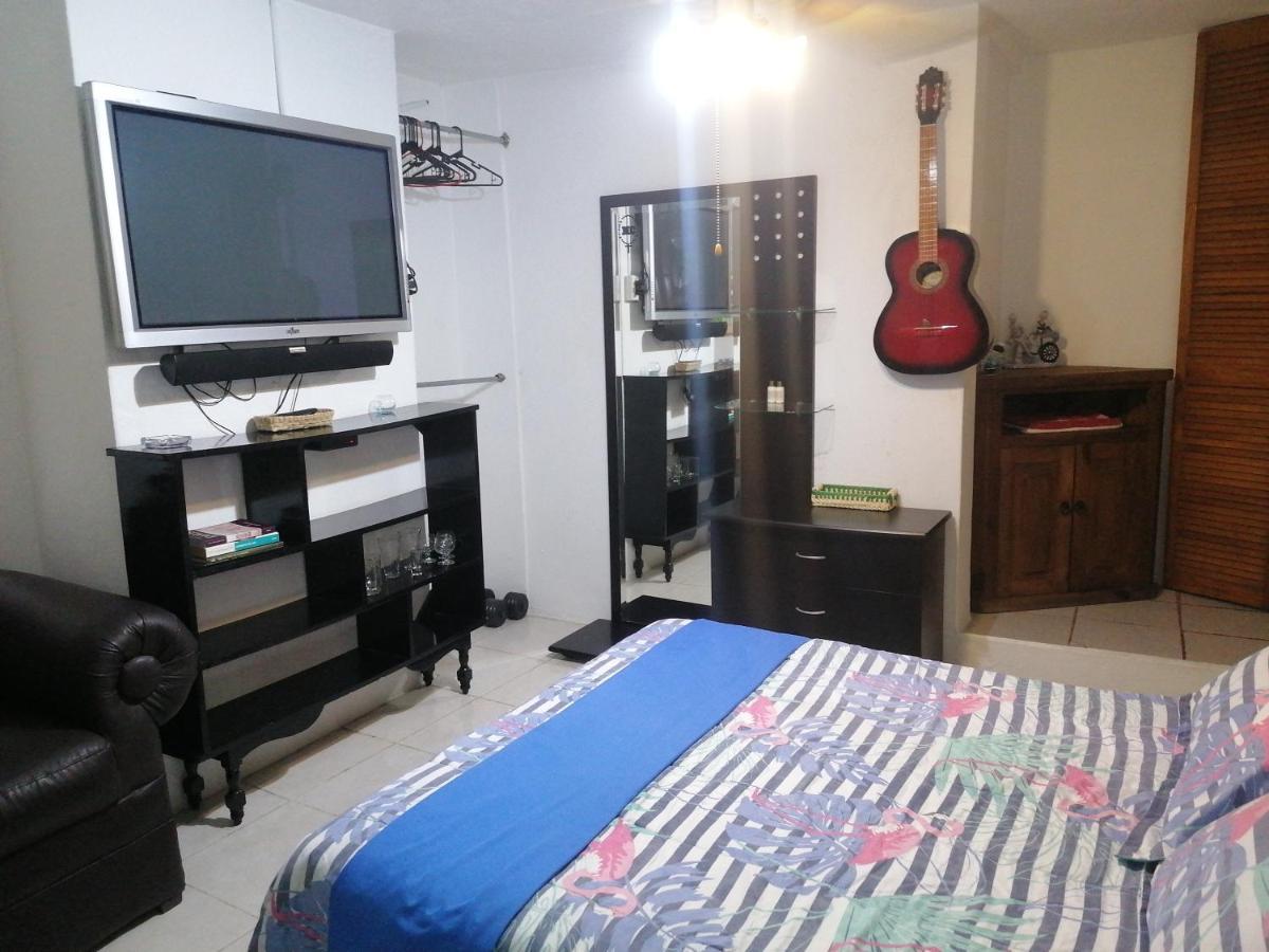 ¡confortable Y Privado! - Ubicado En Av. Principal Apartment