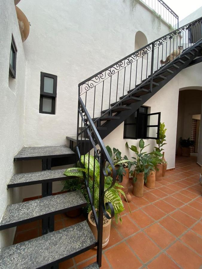 Guest house Casa Irake *
