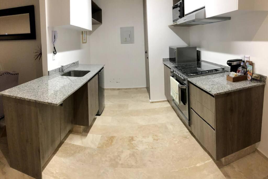 Loft Moderno Puerta De Hierro Apartment *