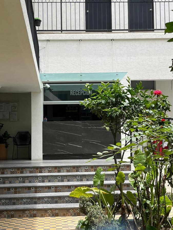 Gallo Hotel