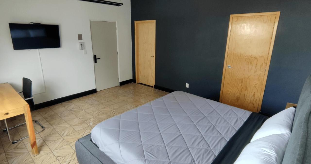 Privadas Con Bano Propio En Zona Segura Y Centrica De Guadalajara. Holiday home