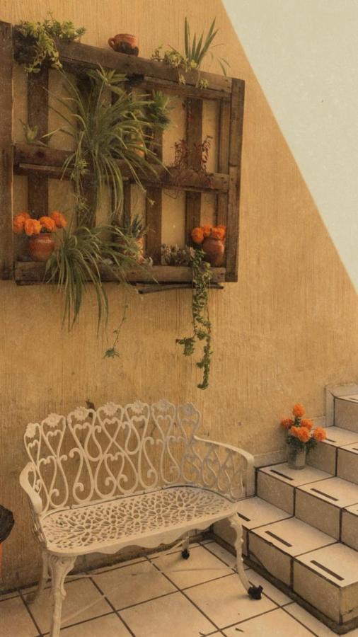 Hostal Guadalajara Guest house *