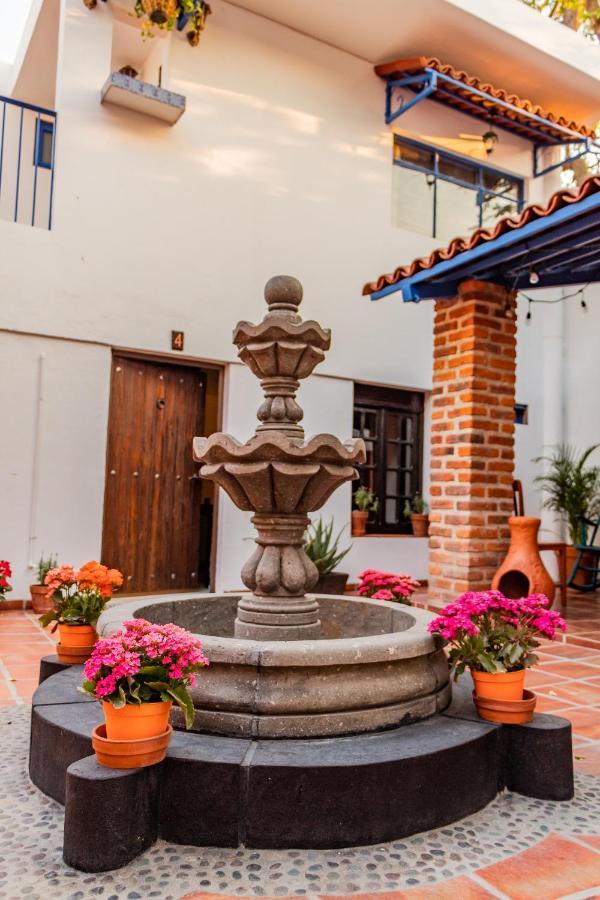 Casa De Hospedaje -La Abadia De San Pedro Guadalajara