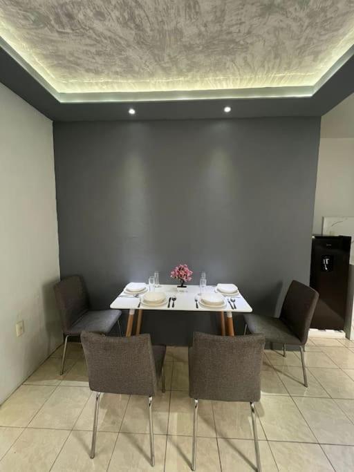 Apartment Departamento Por Plaza Terraza Oblatos *