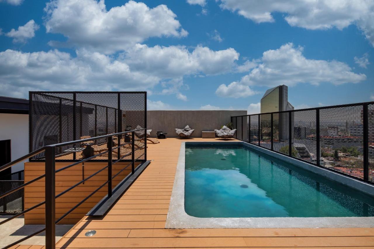 Hotel Loft In The Heart Of Americana, Have An Artsy