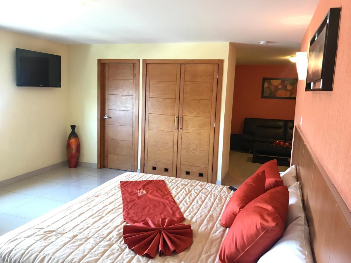 Hotel Hostalia Expo & Business Class 4*