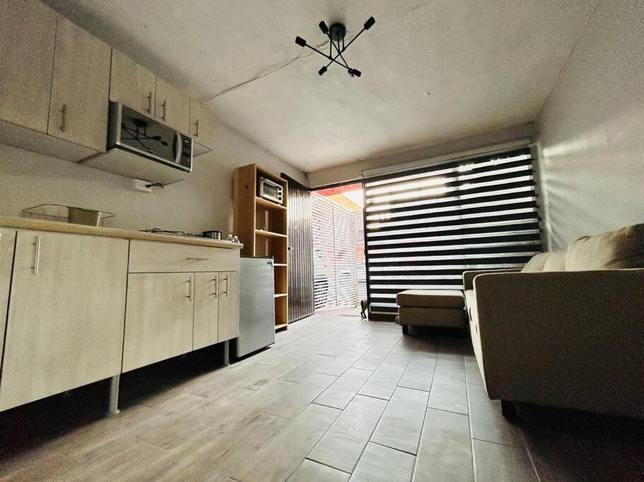 Apartment Comodo Y Sencillo Estudio Bien Ubicado Guadalajara
