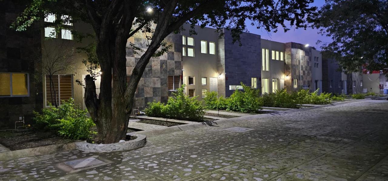 Privanza Apartment *