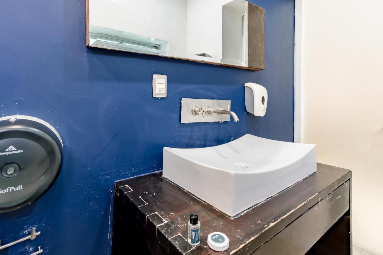 Ayenda Blazy Hostel *