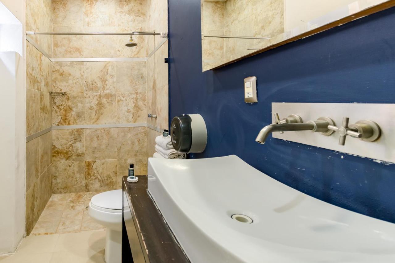 Hostel Ayenda Blazy