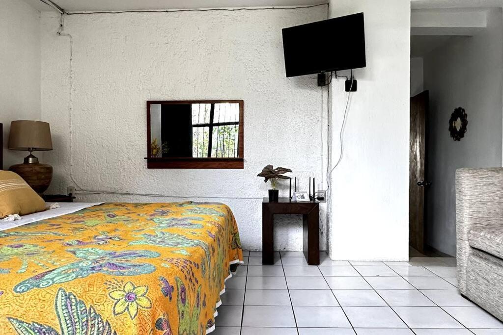 #9-fast Wifi-private Apto-street Entry-garden-cabletv Holiday home