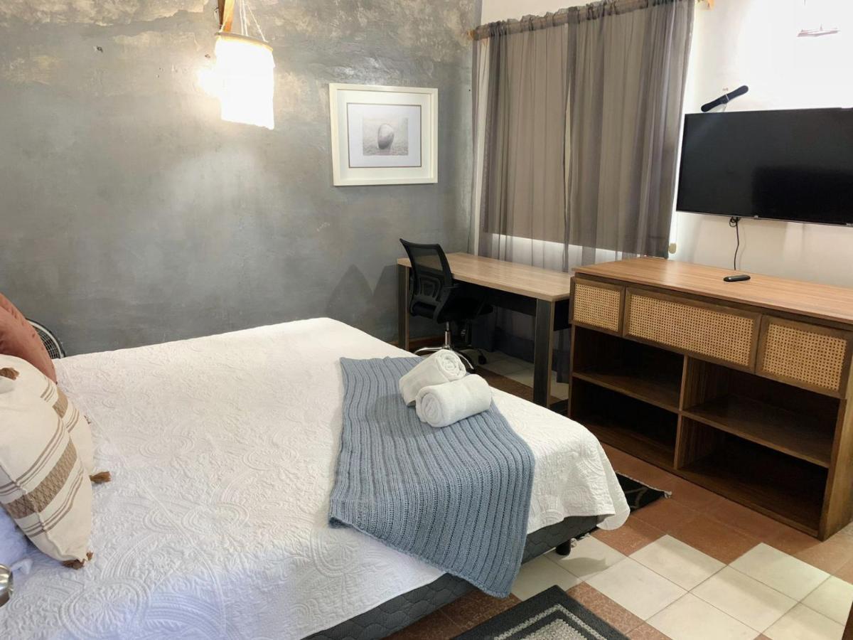 Casa Miranda Balbuena Hotel