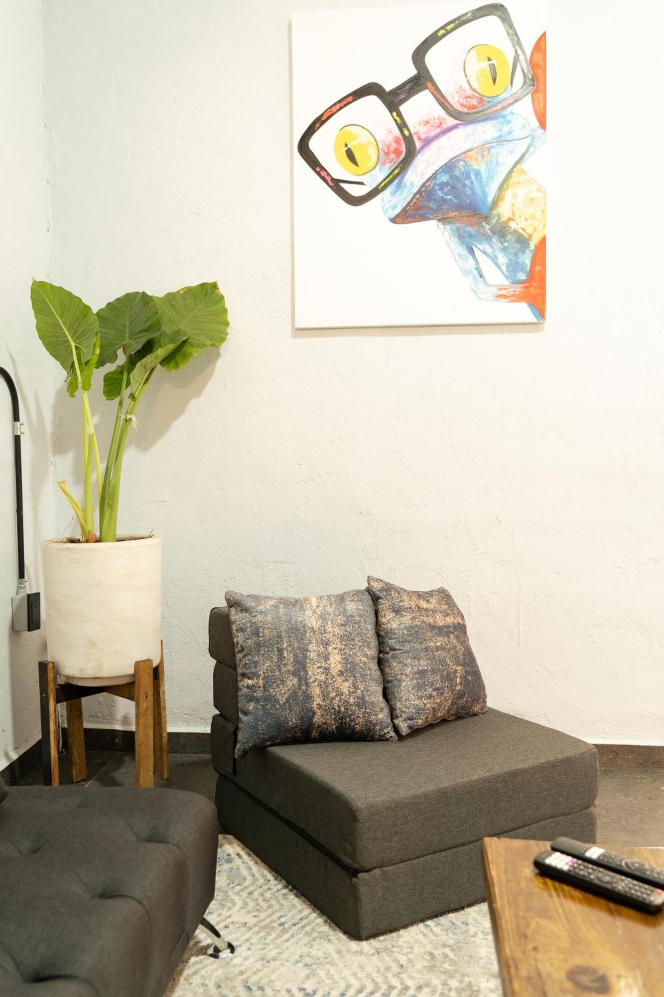 Casa Leo En San Pedro Tlaquepaque. Apartment