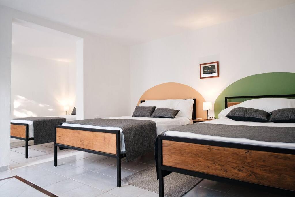 Colomos, 5 Bedroom W/ac King Bed, Backyard & Parking. Guadalajara