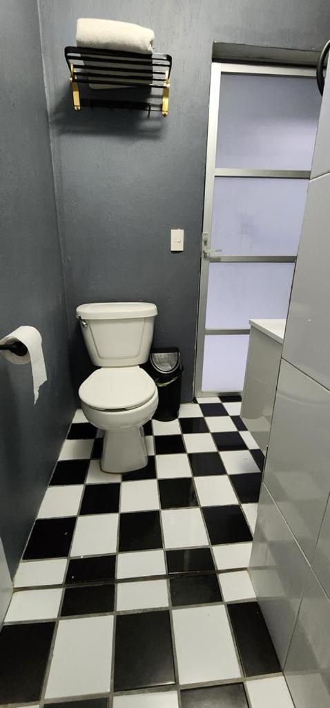 Departamento Recien Remodelado. Apartment *