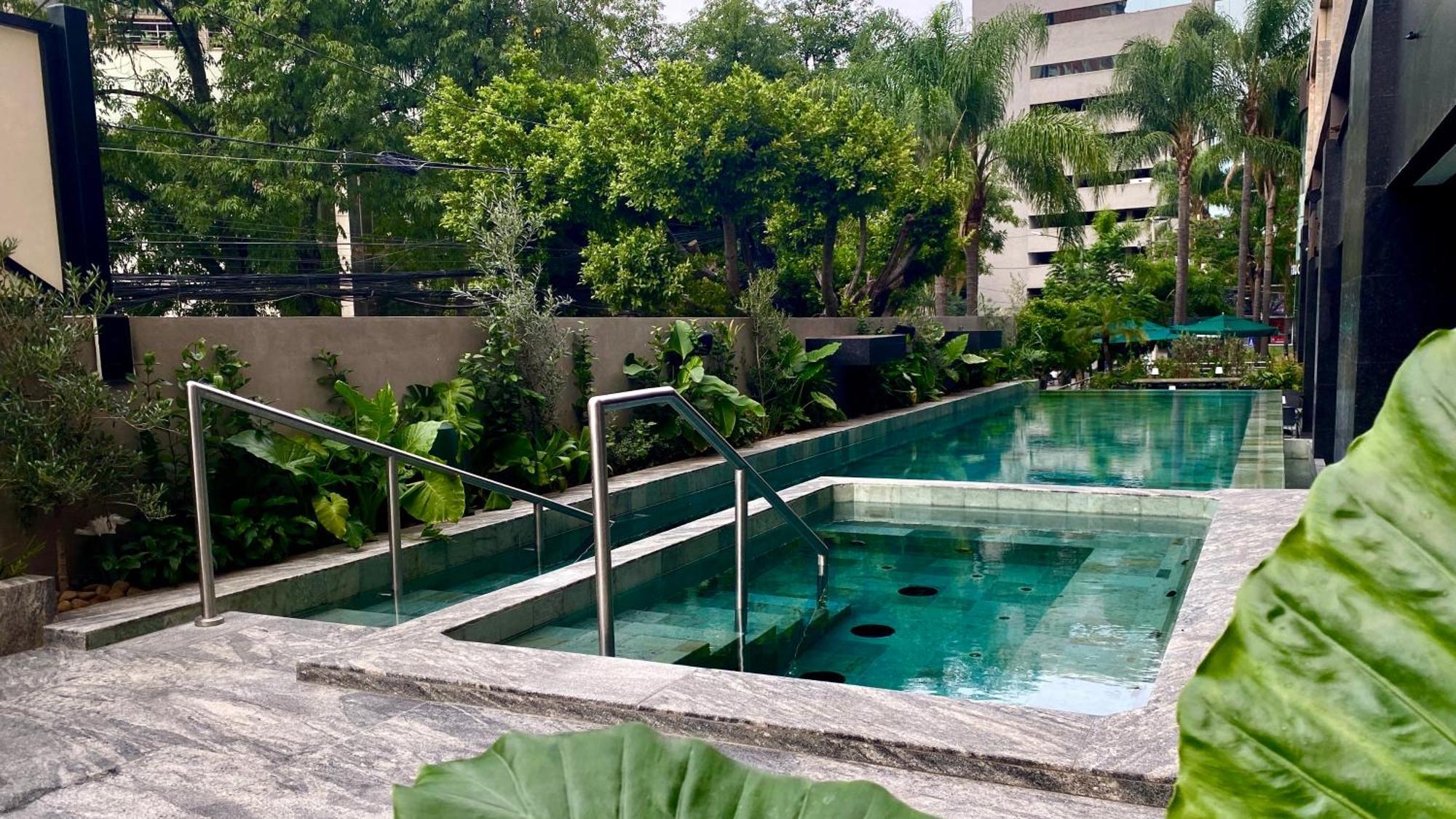 Hotel Grand Fiesta Americana Country Club