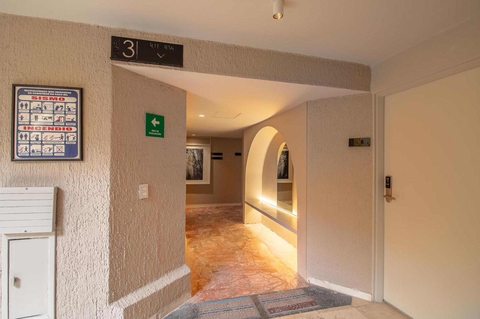 Hotel Fuente Del Bosque